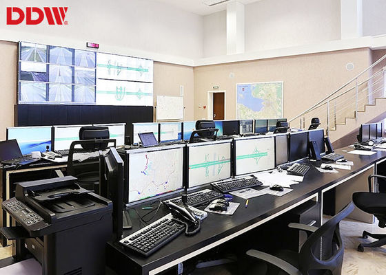 Bezproblemowa ściana wideo w pokoju kontrolnym / ekran z wieloma ekranami 55 Wyświetlacz ścienny wideo